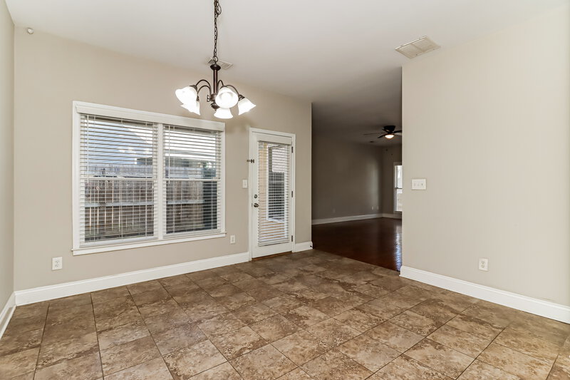 1,660/Mo, 49 Celtic Court Adairsville, GA 30103 Dining Room View 2