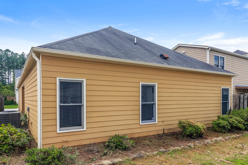 1,715/Mo, 49 Celtic Court Adairsville, GA 30103 Rear View