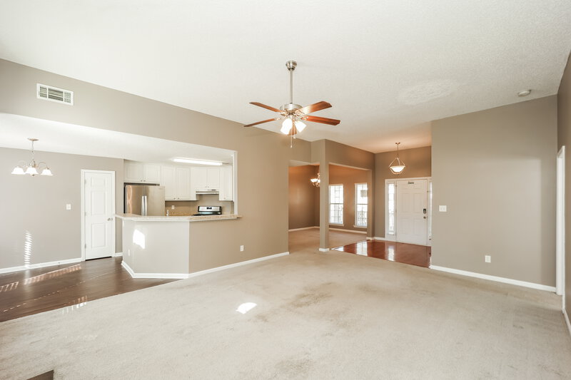 2,055/Mo, 321 The Gables Drive McDonough, GA 30253 Living Room View 2
