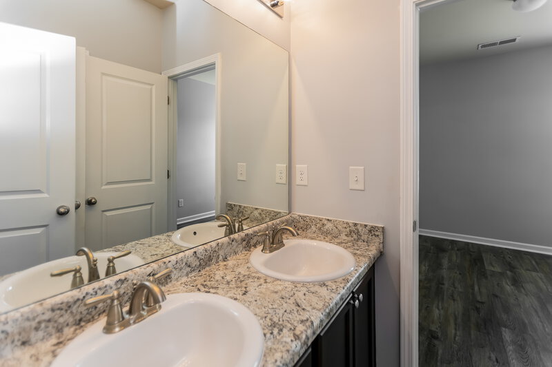 2,670/Mo, 26 Barnsley Village Dr Adairsville, GA 30103 Bathroom View