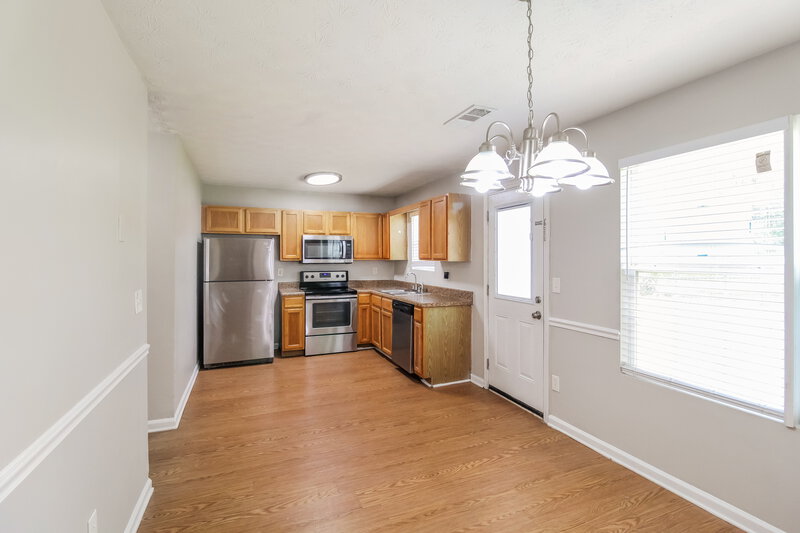 2,520/Mo, 245 Whistle Way Locust Grove, GA 30248 Dining Room View 2