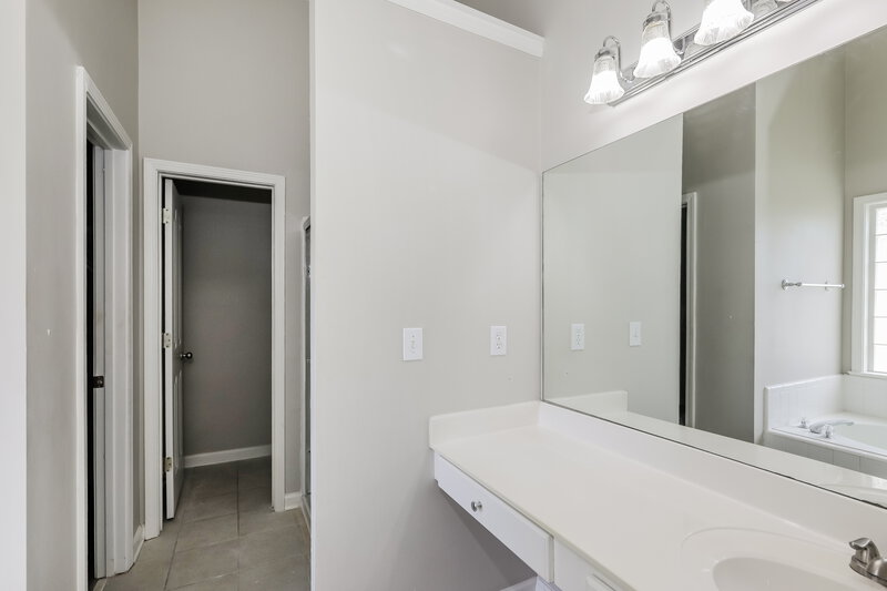 2,090/Mo, 468 Haven Ridge Dr Stockbridge, GA 30281 Main Bathroom View
