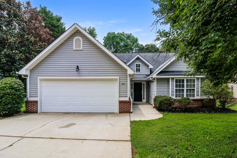 2,185/Mo, 128 Paxton Place Newnan, GA 30263 External View