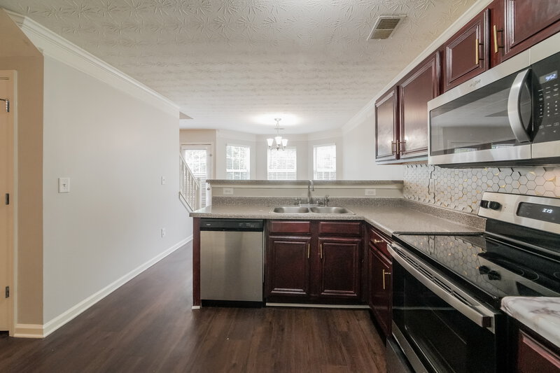 1,520/Mo, 11100 Aliyah Drive Hampton, GA 30228 Kitchen View 2