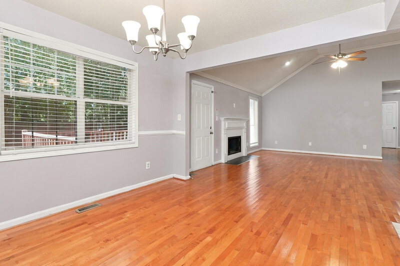 2,215/Mo, 2663 Candler Dr Marietta, GA 30064 Dining Room View 2