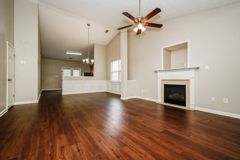 1,920/Mo, 1447 Wilshire Way McDonough, GA 30253 Living Room View