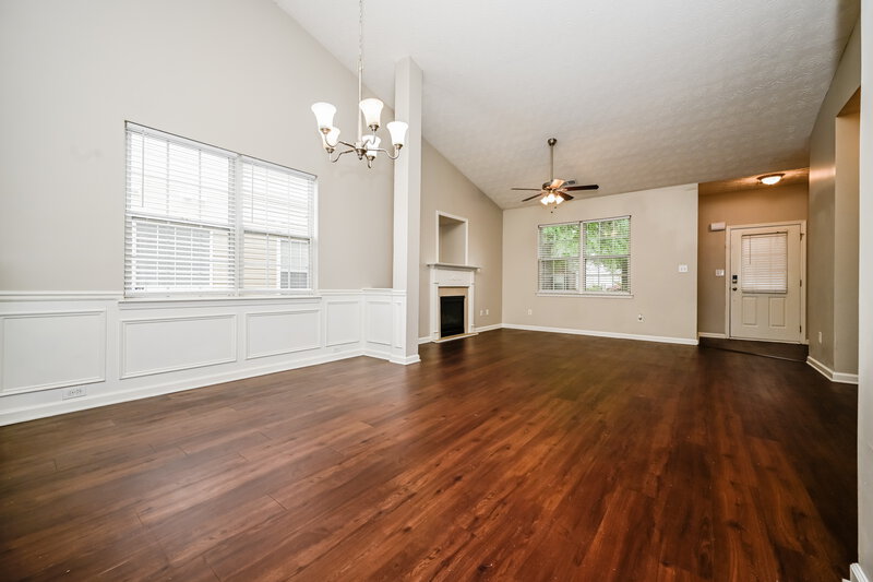 1,920/Mo, 1447 Wilshire Way McDonough, GA 30253 Dining Room View