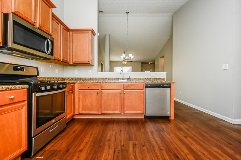 1,915/Mo, 1447 Wilshire Way McDonough, GA 30253 Kitchen View 2