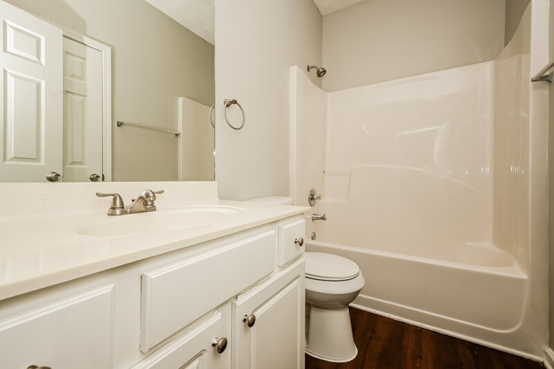 1,920/Mo, 1447 Wilshire Way McDonough, GA 30253 Bathroom View