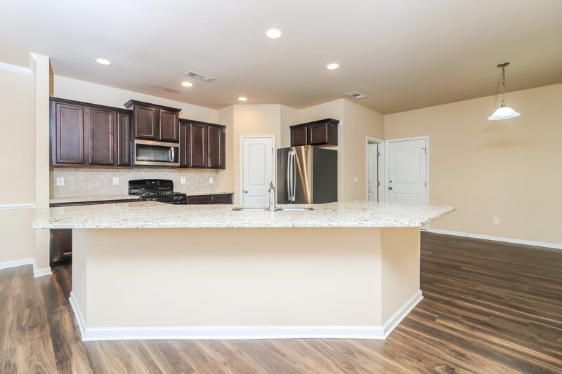 1,700/Mo, 32 Susie Creek Walk Villa Rica, GA 30180 Kitchen View 2