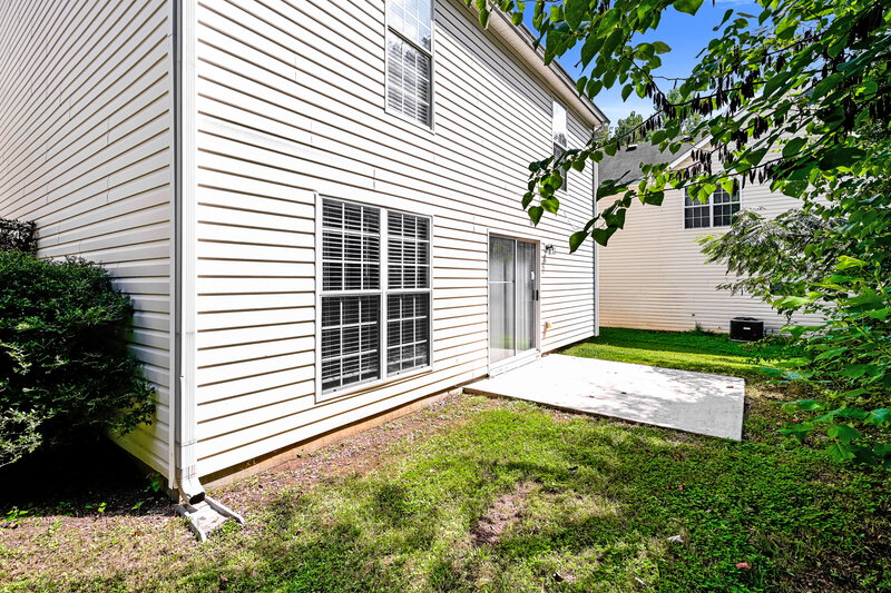 2,045/Mo, 5028 Kens Court Stockbridge, GA 30281 Rear View