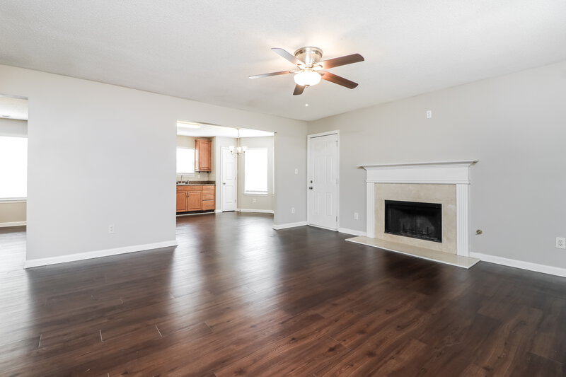 2,035/Mo, 4415 Pipestone Place Douglasville, GA 30135 Living Room View 3