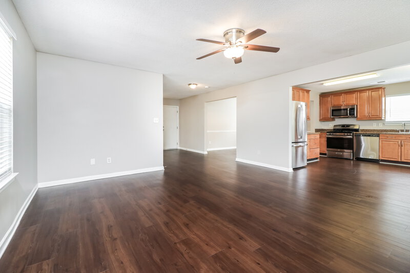 2,035/Mo, 4415 Pipestone Place Douglasville, GA 30135 Living Room View 4