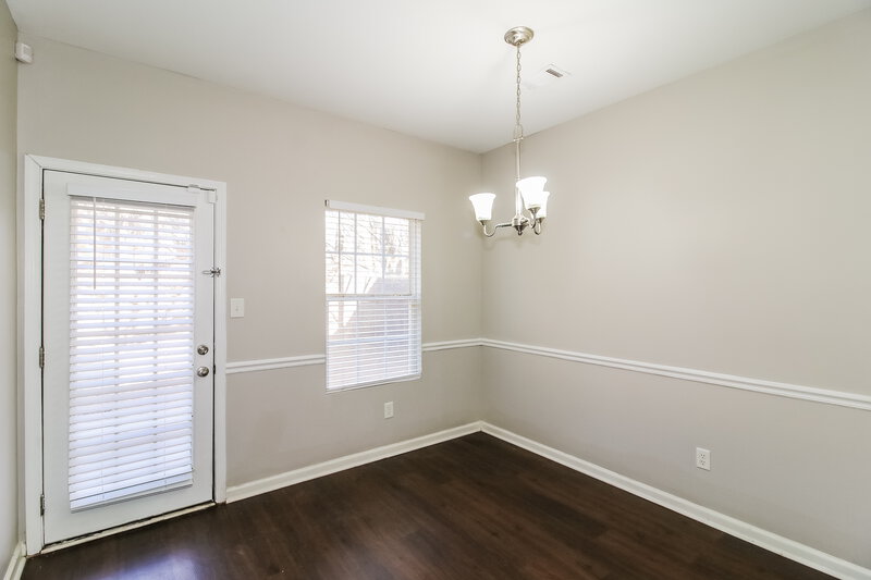 1,910/Mo, 5040 Pioneer Parkway McDonough, GA 30253 Dining Room View