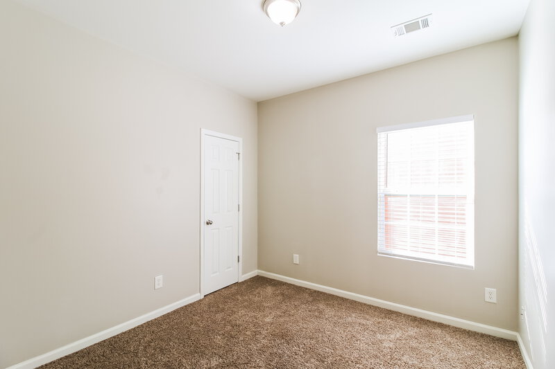 1,910/Mo, 5040 Pioneer Parkway McDonough, GA 30253 Bedroom View