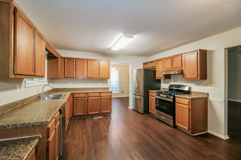 1,955/Mo, 113 Brookhaven Lane McDonough, GA 30253 Kitchen View