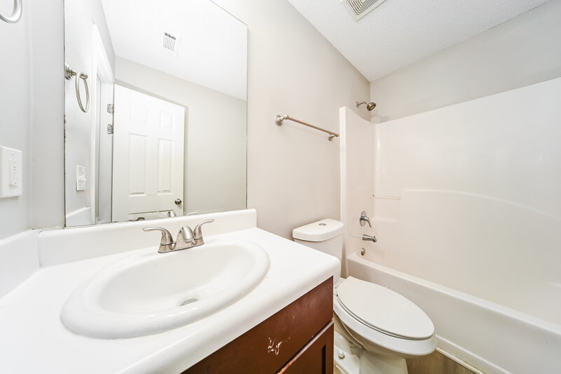 1,805/Mo, 5016 Serenity Point Lane Villa Rica, GA 30180 Bathroom View