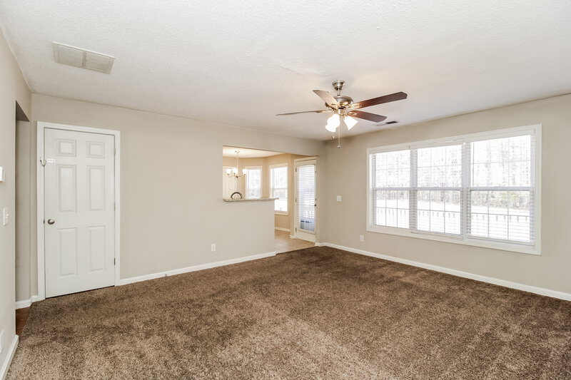 3,220/Mo, 3882 Saint George Terrace Powder Springs, GA 30127 Living Room View 2