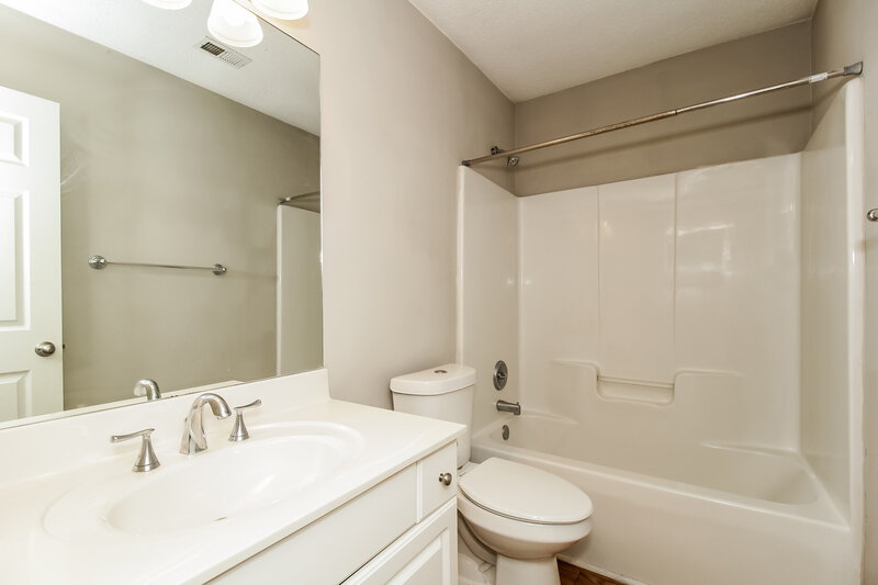 3,220/Mo, 3882 Saint George Terrace Powder Springs, GA 30127 Bathroom View