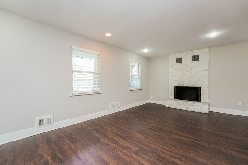 2,010/Mo, 299 Cindy Dr Conyers, GA 30094 Living Room View