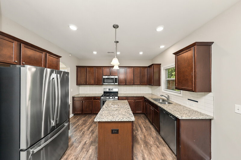 2,155/Mo, 345 Lenore Court Hiram, GA 30141 Kitchen View 2