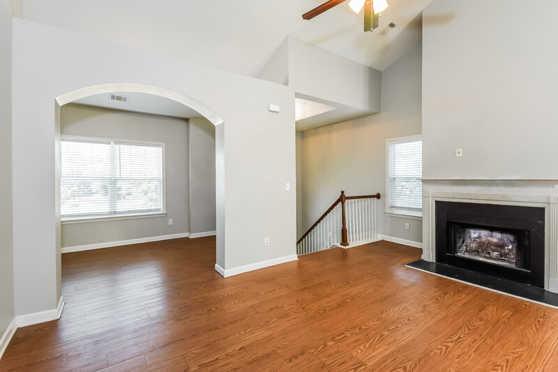 2,900/Mo, 204 Happy Trail Locust Grove, GA 30248 Living Room View 3