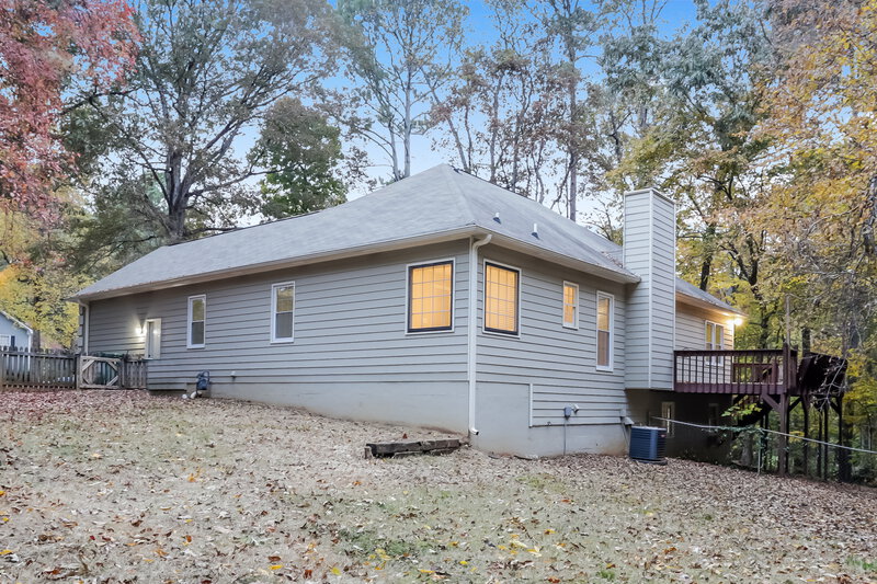 2,195/Mo, 107 Springwater Trace Woodstock, GA 30188 Rear View