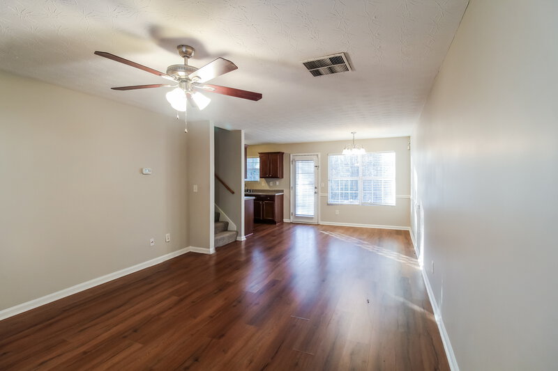 1,875/Mo, 87 Belmont Park Dr Newnan, GA 30263 Living Room View 2