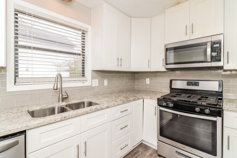 1,860/Mo, 3055 Sumit Wood Drive NW Kennesaw, GA 30152 Misc View 7