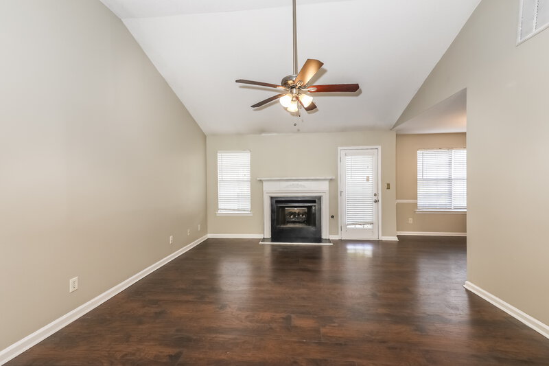 1,730/Mo, 306 Breezy Hill Walk Stockbridge, GA 30281 Living Room View 2