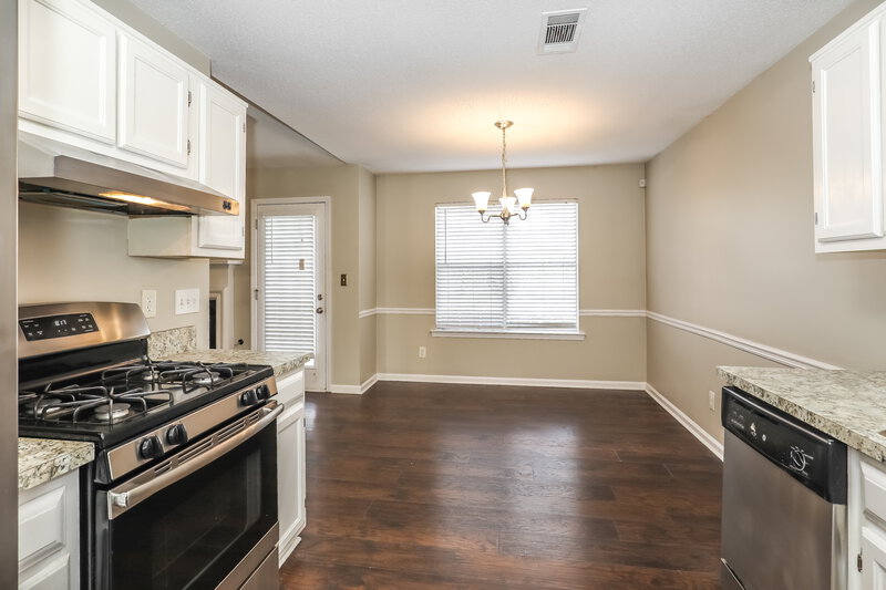 1,730/Mo, 306 Breezy Hill Walk Stockbridge, GA 30281 Kitchen View 2