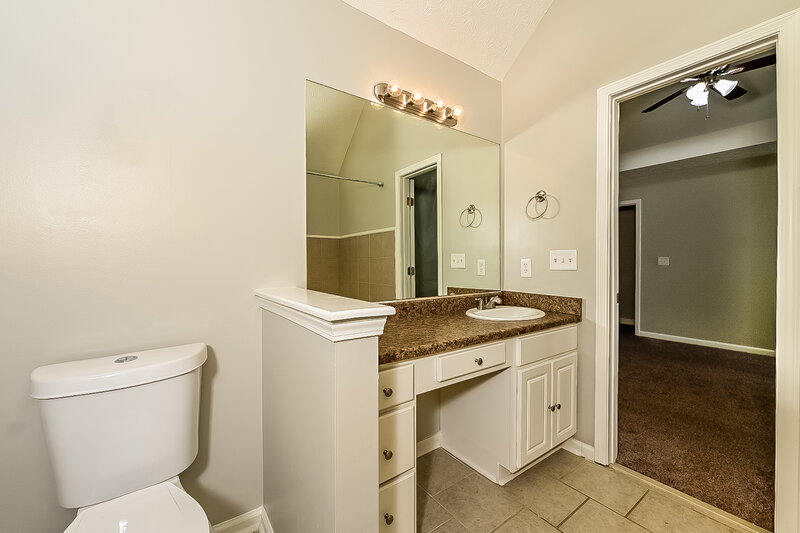 1,675/Mo, 188 Willow Springs Lane Stockbridge, GA 30281 Main Bathroom View 2
