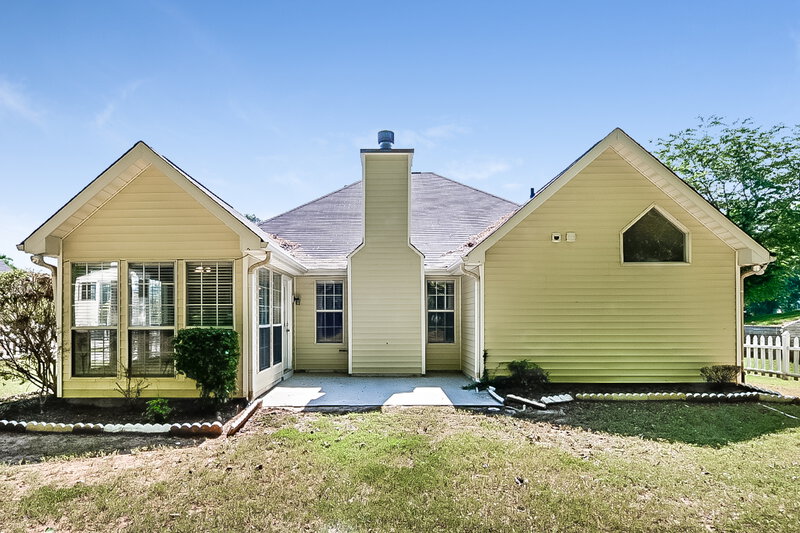1,675/Mo, 188 Willow Springs Lane Stockbridge, GA 30281 Rear View