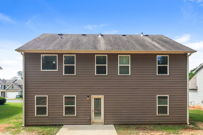 2,750/Mo, 92 Moss Way Cartersville, GA 30120 Rear View