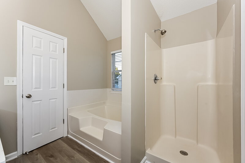 2,630/Mo, 1672 Zacharys Way McDonough, GA 30253 Main Bathroom View 2