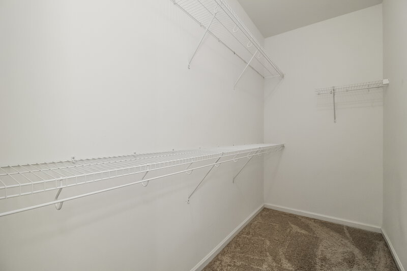 1,815/Mo, 29 Celtic Court Adairsville, GA 30103 Walk In Closet View