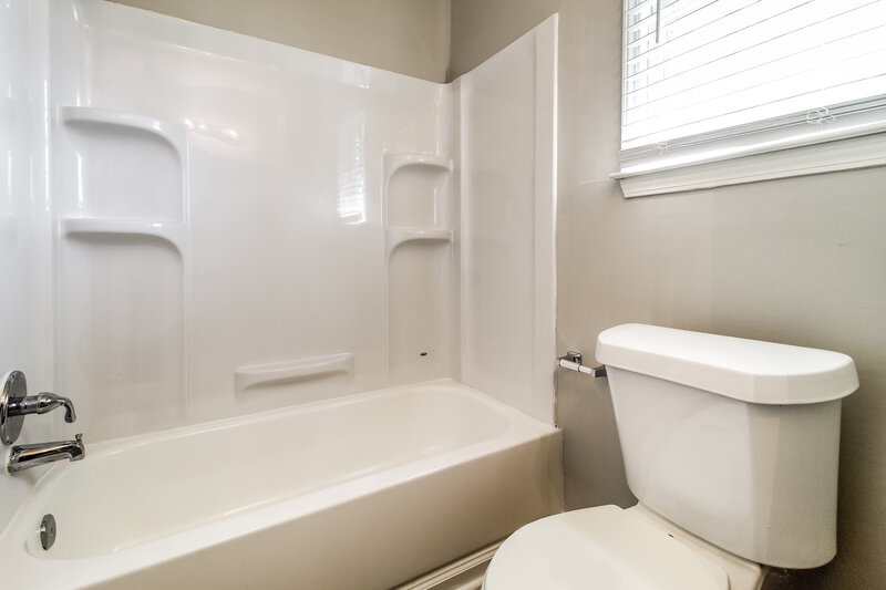 2,085/Mo, 1340 Grayland Hills Dr Lawrenceville, GA 30046 Bathroom View
