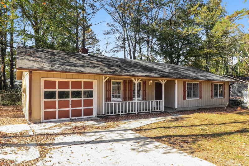 1,575/Mo, 3866 Misty Bleau Drive Powder Springs, GA 30127 Front View