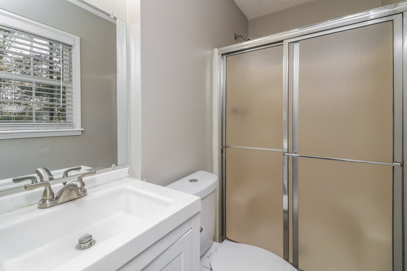 1,575/Mo, 3866 Misty Bleau Drive Powder Springs, GA 30127 Main Bathroom View