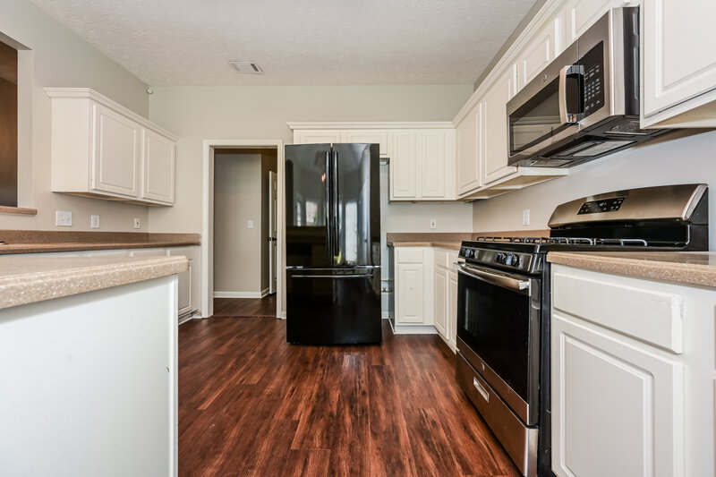 2,365/Mo, 380 Bald Eagle Way McDonough, GA 30253 Kitchen View