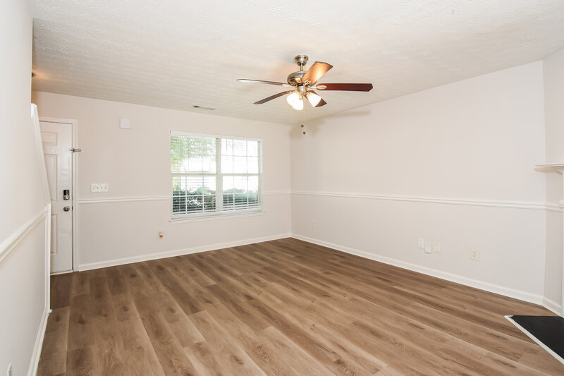 1,850/Mo, 343 Clearsprings Drive Lawrenceville, GA 30046 Living Room View 3