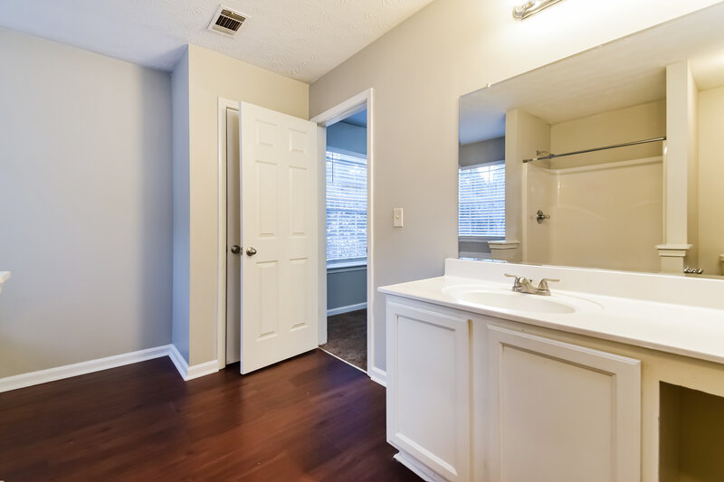 2,900/Mo, 343 Clearsprings Drive Lawrenceville, GA 30046 Main Bathroom View