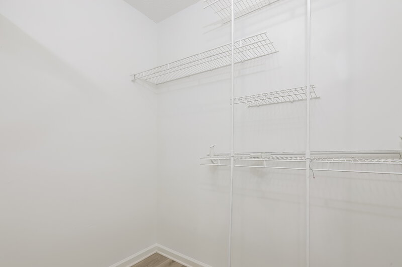 1,930/Mo, 405 Sage Court Stockbridge, GA 30281 Walk In Closet View