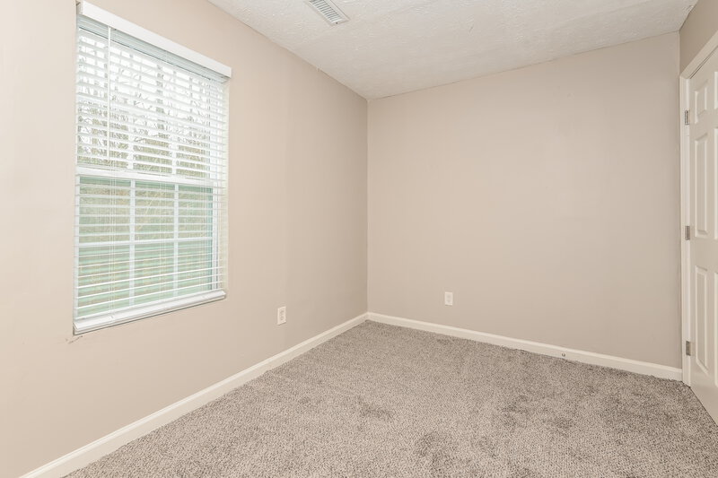 2,135/Mo, 425 Village Bluff Dr Lawrenceville, GA 30046 Bedroom View 3