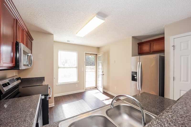1,805/Mo, 316 Lauren Dr Fairburn, GA 30213 Kitchen View 2