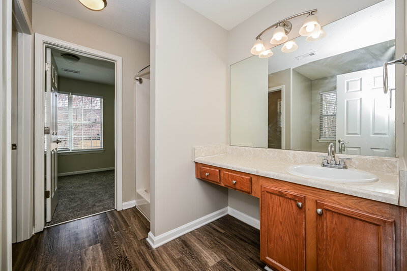 2,270/Mo, 2528 Walter Way Stockbridge, GA 30281 Main Bathroom View