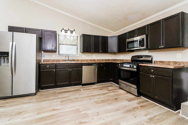 2,025/Mo, 3455 Stallion Court Powder Springs, GA 30127 Kitchen View