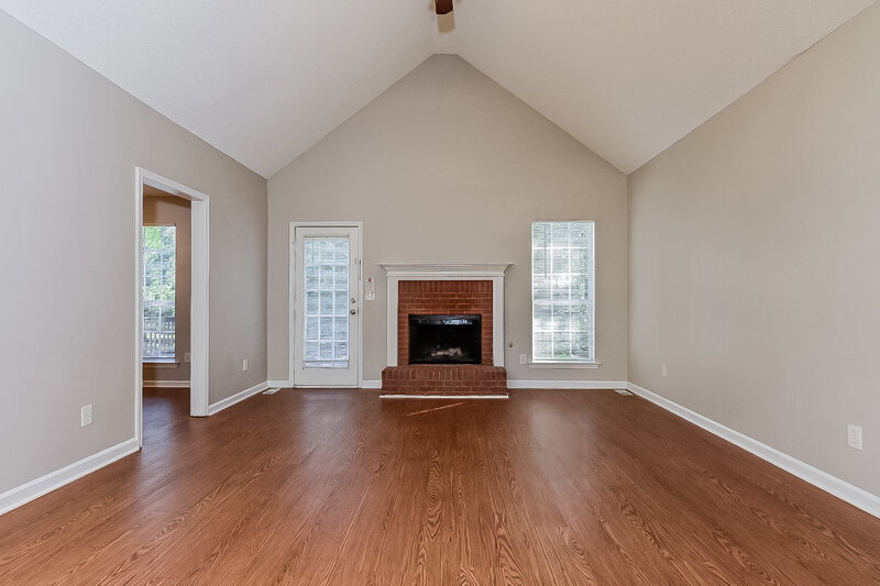 3,330/Mo, 134 Brookhaven Lane McDonough, GA 30253 Living Room View