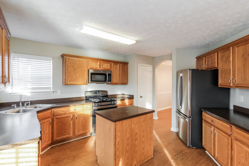 1,830/Mo, 3025 Yellow Pine Terrace McDonough, GA 30252 Kitchen View