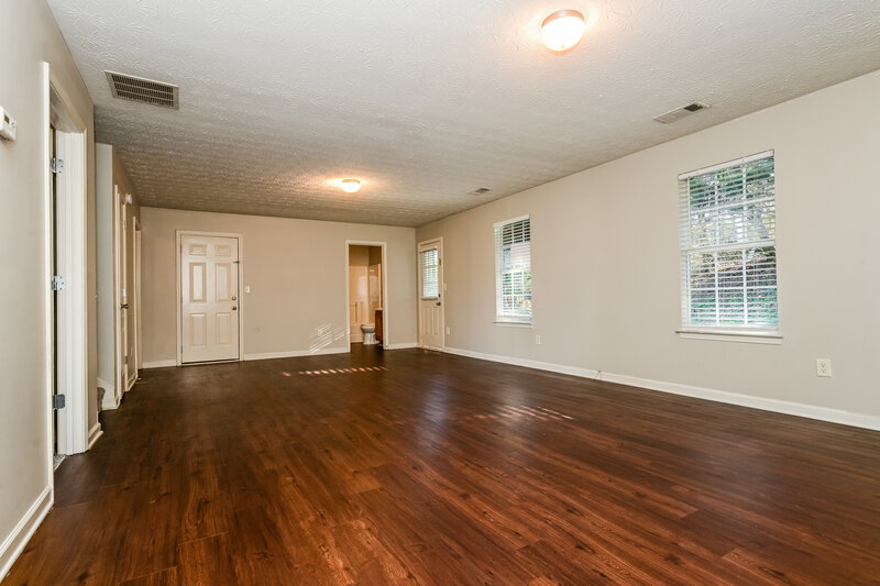 3,210/Mo, 609 Mohawk Circle Stockbridge, GA 30281 Living Room View 2